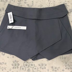 Aritzia Berkeley Skort-NWT